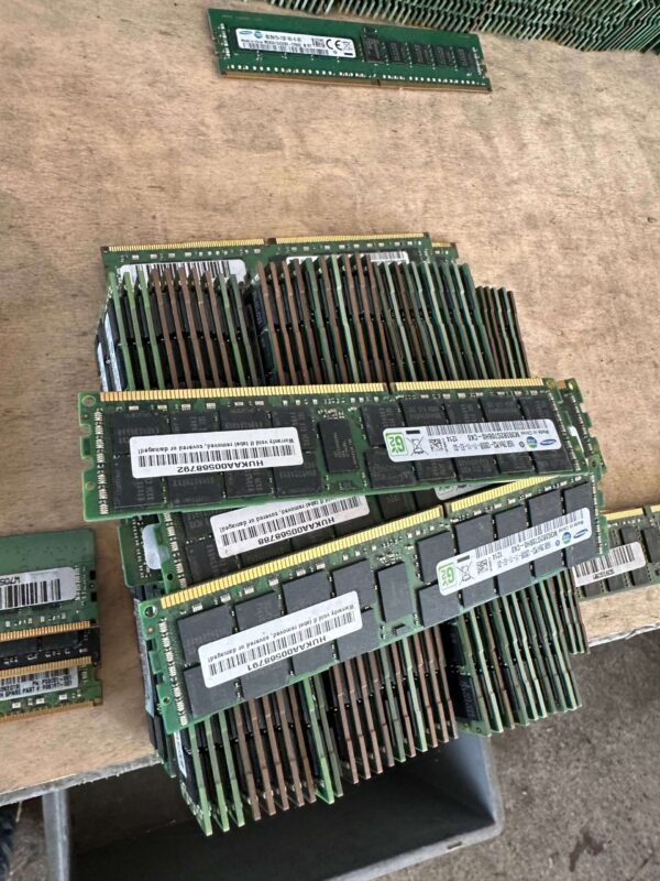 High-Quality Second Hand Memory Stick and HDD 2500kg for Sale