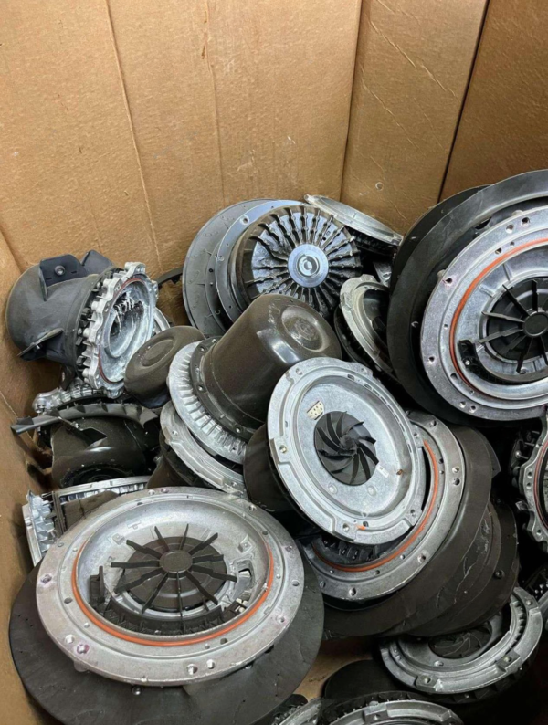 Exclusive Sale of 20 Tons of Canadian New Energy Tram Motors